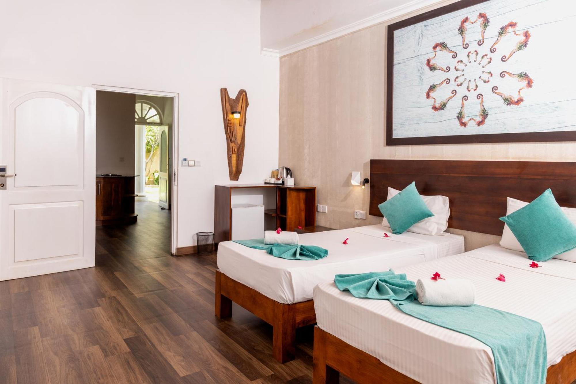 Seahorse Hotel & Spa Негомбо Екстериор снимка