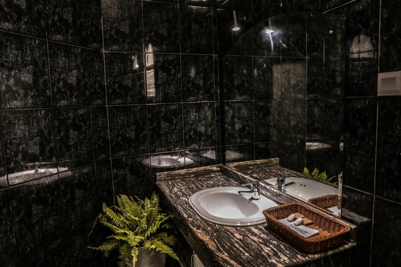 Seahorse Hotel & Spa Негомбо Екстериор снимка